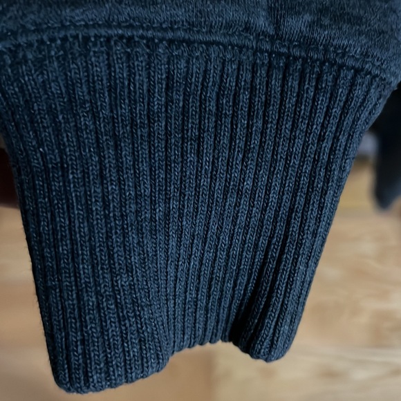 Pre-Owned AERO Girls Grey Hoodie, size Medium in great condition. - Picture 5 of 5